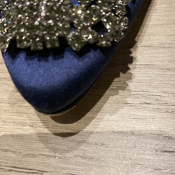 Manolo Blahnik Hangisi Blue Satin flat 38 - Picture 9 of 10